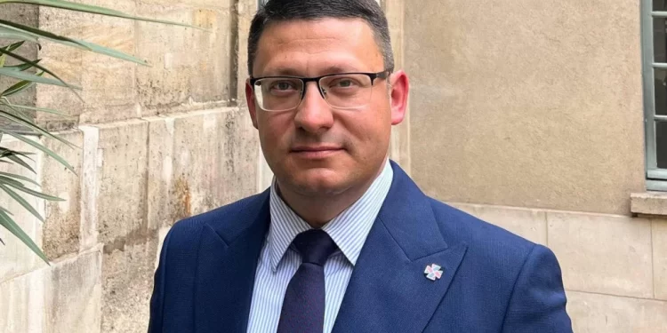 Opozicija debakl na izborima prekirva haosom: Od Srbije protiv nasilja do nasiljem protiv Srbije