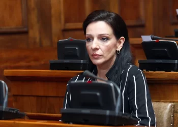 Aljbin i Marinika na istom zadatku! Mediji pod Kurtijevom kontrolom šire laži u pokušaju rušenja Srbije!