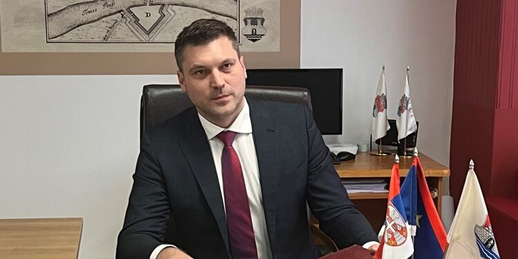 Stevanović: Investicijama, povećanjem plata i standarda – sledimo politiku Aleksandra Vučića