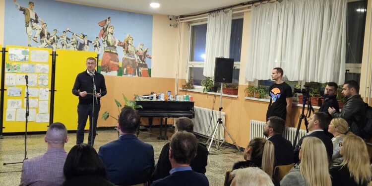 Predsednik VMRO-DPMNE: Makedonci u Srbiji su časni i vredni ljudi koji daju doprinos razvoju zemlje
