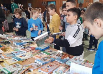 Praznik knjige u kovinskoj Zmajevoj školi