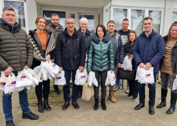 Članovi SNS Kovačica u akciji dobrovoljnog davanja krvi