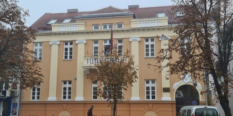 Pančevo: Raspisani javni pozivi za podršku dugoročno nezaposlenim licima