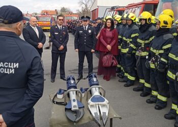 Vatrogasci u Kovinu dobili novu opremu