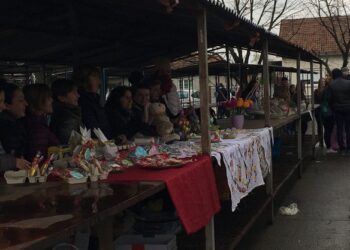 Raznovrsna ponuda na Uskršnjem vašaru u Padini