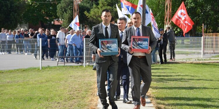 Lista „Aleksandar Vučić – Opovo sutra“ prva predata u Opovu