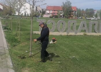 Zelenilo: Intenzivirano košenje zelenih površina
