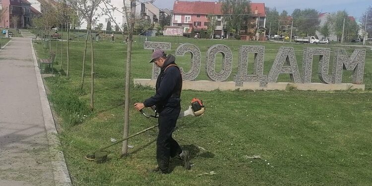 Zelenilo: Intenzivirano košenje zelenih površina