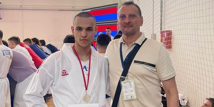 Pančevac Nikola Ivanović vicešampion Srbije u karateu