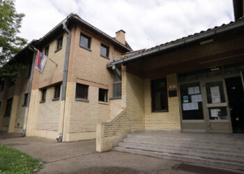 Stolarija u OŠ „Mika Antić“ u Pančevu zamenjena sredstvima NIS