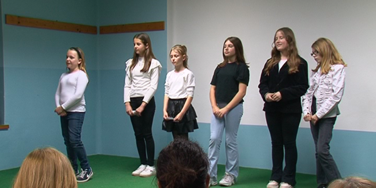 U Debeljači obeležen Dan mađarske poezije