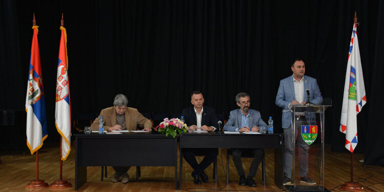 U Opovu usvojen rebalans, Nikola Đukanović vd direktor JP Mladost