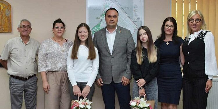 Talenat i znanje: Prijem za Anu Manasić i Milicu Kostić