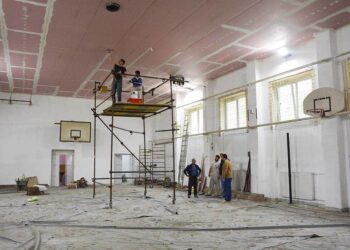Napreduju radovi na rekonstrukciji škole u Barandi