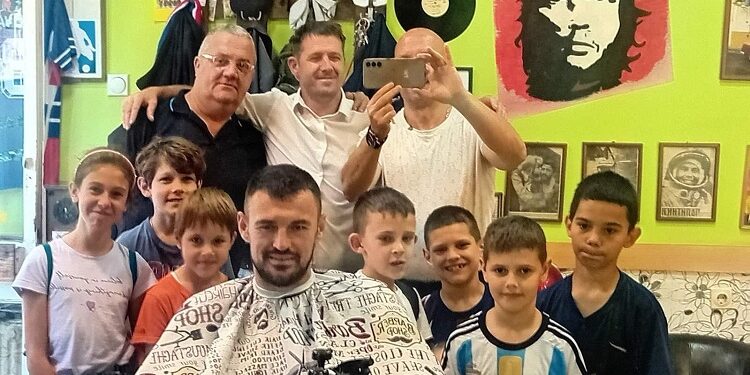 Mijatovića iznenadili navijači: Fudbal su emocije, a deca ih najiskrenije pokazuju