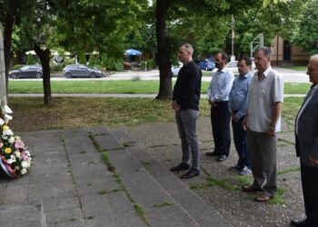 U Kovinu položen venac povodom Dana pobede nad fašizmom