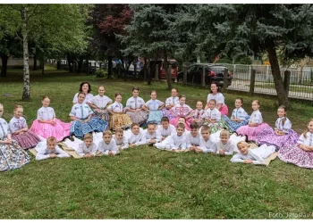 Za dečji folklorni ansambl iz Kovačice opet prvo mesto