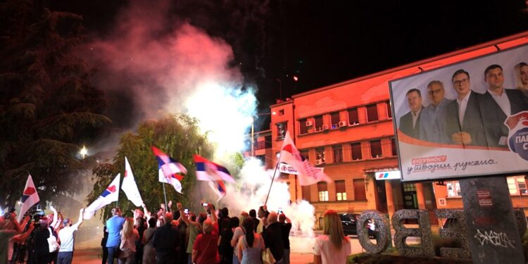 Pančevo neosvojiva južnobanatska tvrđava: SNS veliku pobedu krunisao spektakularnim vatrometom