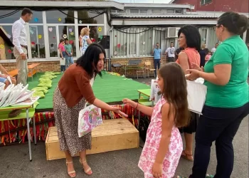 Prijem prvaka u Omoljici: Prva Mesna zajednica obezbedila poklone