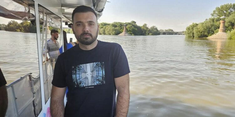 Promotivne vožnje katamaranom po Tamišu u vreme manifestacije „Dani Vajferta“