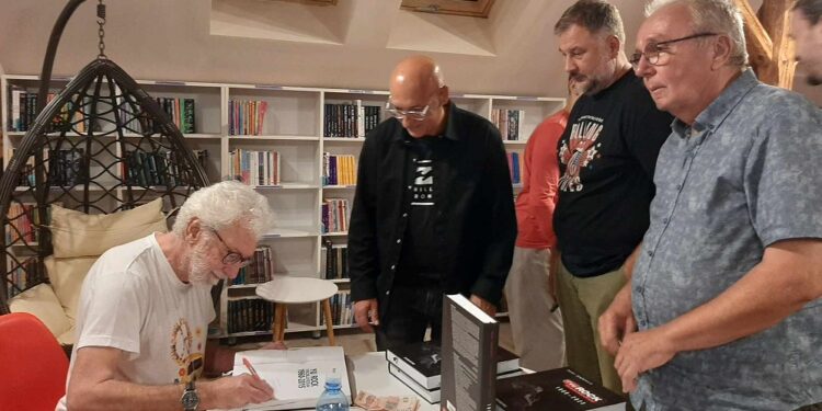 Kovinska publika: „Rock and roll is not dead!“ – Petar Janjatović promovisao knjigu o rok muzici