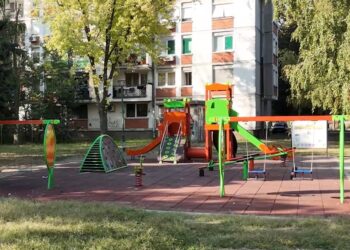 Nova infrastruktura u Pančevu: Igralište Koste Abraševića (VIDEO)