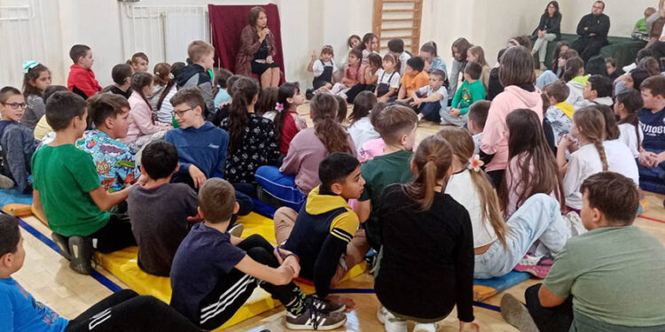 Održana radionica “Vaspitni uticaj bajke na decu”