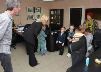 Predškolci iz Barande gosti lokalne samouprave