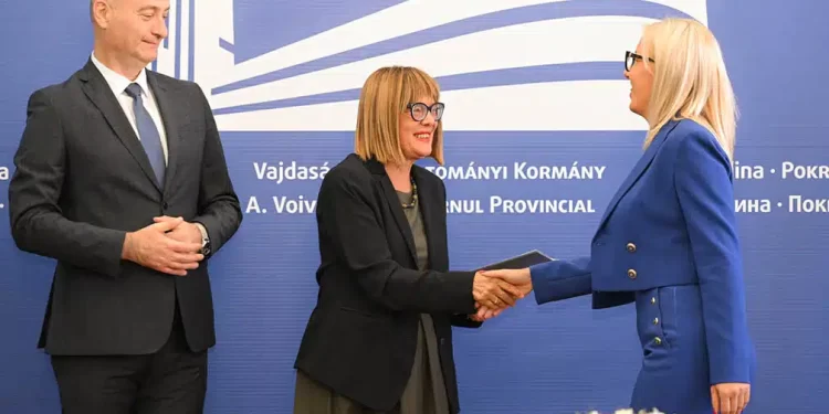 Dodeljeni podsticaji iz pokrajine, video nadzor za PU Bambi Opovo i Izdvojenom odeljenju „Olga Petrov“ Baranda – OŠ „Zoran Petrović