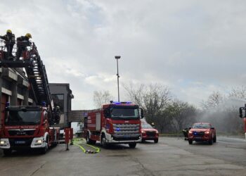 Pančevo: Žiofre i Beriš Sektoru za vanredne situacije uručili sedam vatrogasnih cisterni