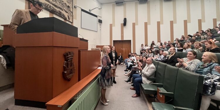 Grad Pančevo nagradio najuspešnije đake povodom Dana grada
