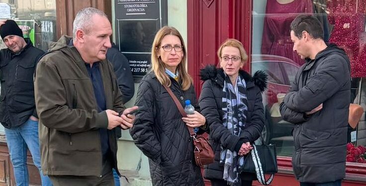 Roditelji reagujte! Deco Pančeva, zar za osuđene kriminalce šetate?