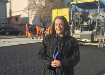 Vitman posetila radove u Dimitrija Tucovića: Apel građanima da pažljivo voze
