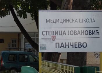 RTV pančevo: Roditelji Medicinske škole uznemireni porukama o blokadi