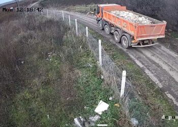 Uhvaćena firma koja nedozvoljeno odlaže građevinski otpad na deponiji kod Jabuke