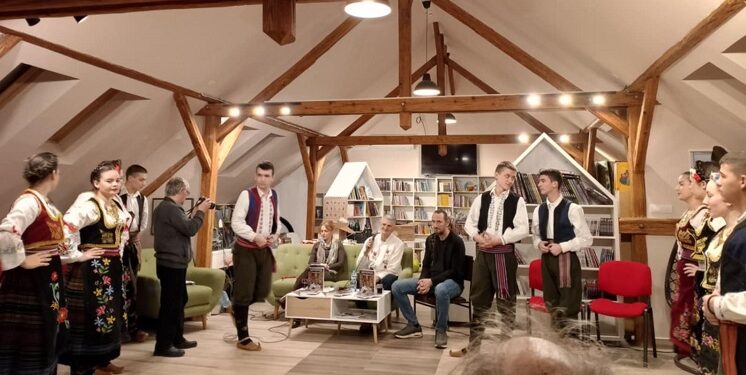 Održan kulturno-umetnički program, uz zdravice Radisava Lukića