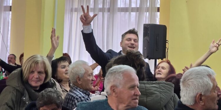 Gradonačelnik Stevanović ugostio Gradsko udruženje svih penzionera Pančeva