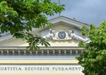 Obnovljeni satovi Narodnog muzeja u Pančevu