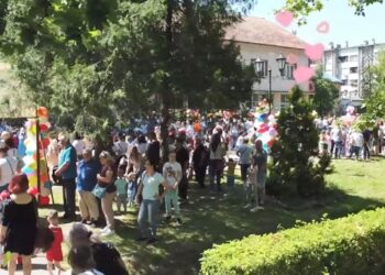 U Kovačici više od 500 mališana obeležilo Dan deteta (VIDEO)