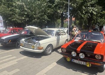Izložba oldtajmera u Pančevu izazvala veliko interesovanje