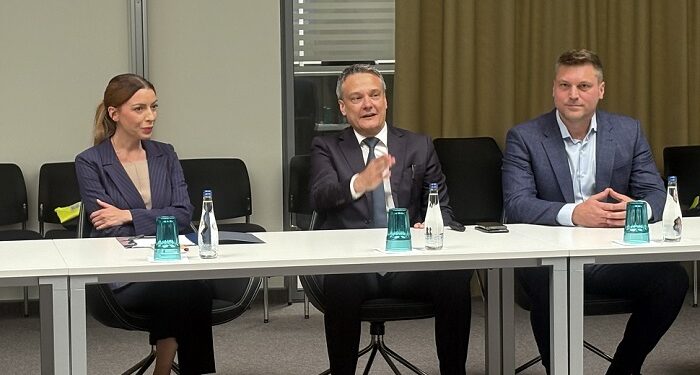 Gradonačelnik Pančeva sa potpredsednicom Vlade posetio kompaniju ZF Srbija