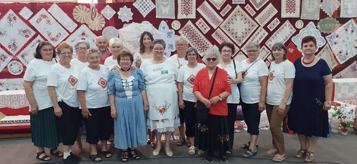 Održana izložba ručnih radova Mađara „Ruke koje kazuju više od reči“