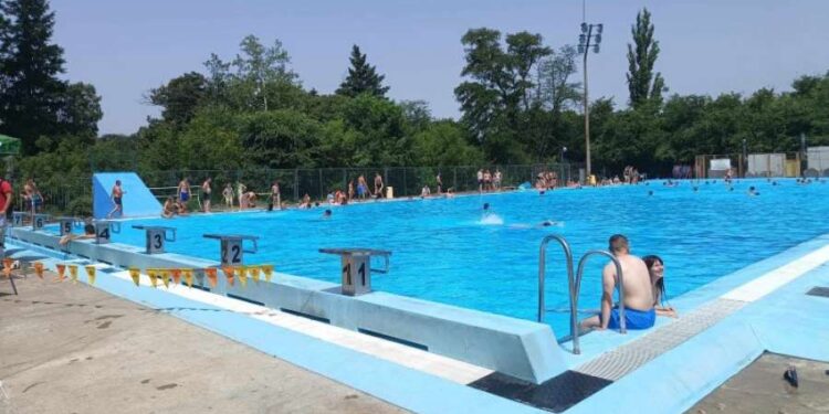 JKP Mladost: U Pančevu počeo da radi otvoreni bazen
