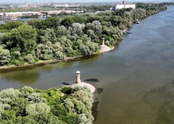 Turizam u Pančevu: Svetionici Dunavu osvetljavaju ulaz u Tamiš (VIDEO)