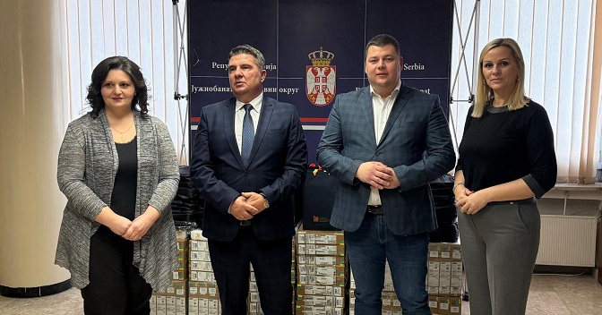 Južnobanatski okrug opštinama Alibunar, Plandište i Bela Crkva uručio 60 laptopova