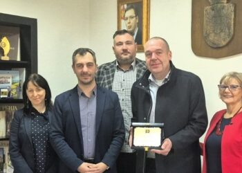 Višnjički priredio prijem za sveštenika Slovačke evangelističke crkve – paketići iz Slovačke stigli do najmlađih
