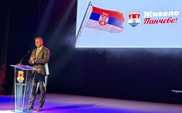 Gradonačelnik Stevanović: Pančevo ostaje simbol razvoja, solidarnosti i zajedništva (VIDEO)