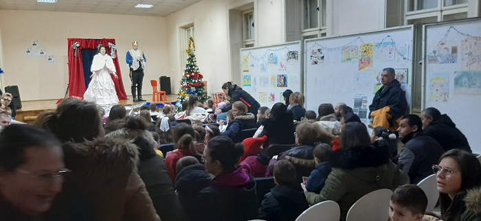 U Kačarevu novogodišnji paketići za najmlađe