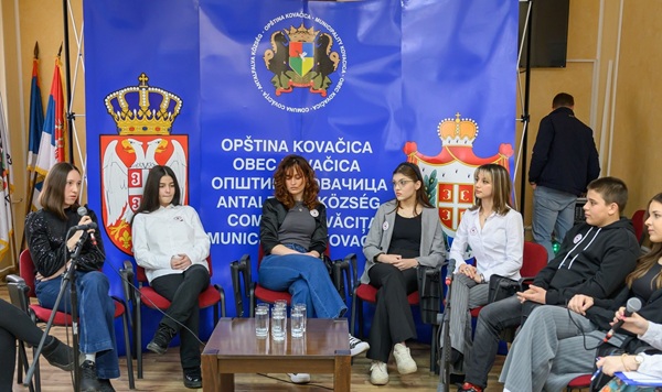Međunarodni dan maternjeg jezika u Kovačici – Glasovi mladih o višejezičnom obrazovanju