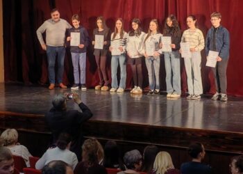 Uspeh kovinskih učenica: Plasman na pokrajinsku smotru recitatora